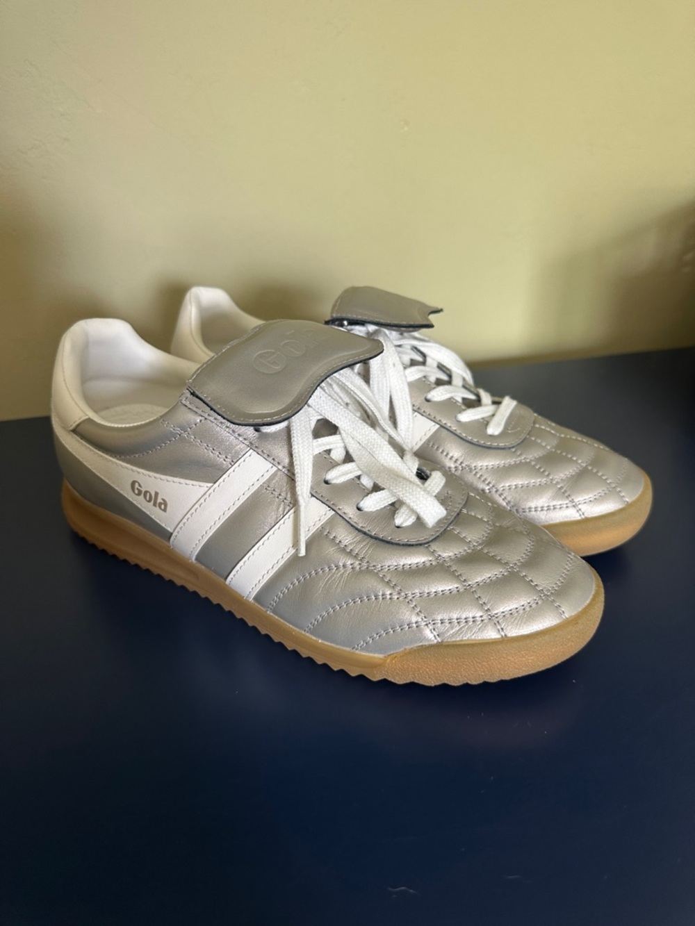 Gola Stadium 86 Women's Silver Athletic Sneakers 8.5